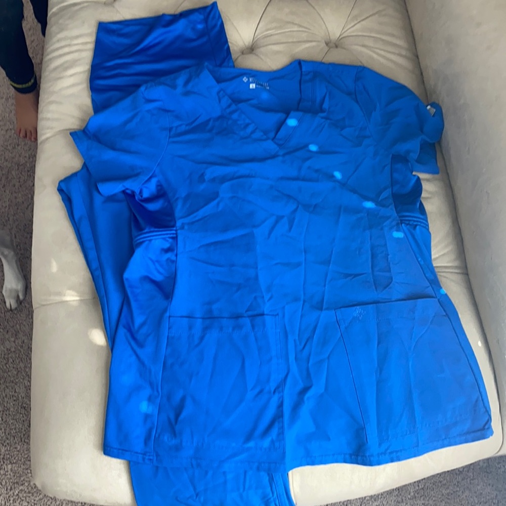 Maternity scrub set